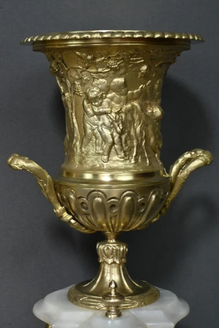 Garniture de Cheminée en Marbre et Bronze, « A L’Espérance », de H. Godchot – Fin XIXe