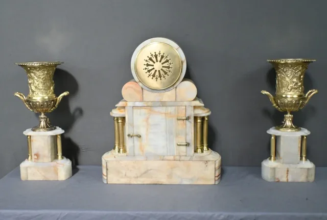 Garniture de Cheminée en Marbre et Bronze, « A L’Espérance », de H. Godchot – Fin XIXe