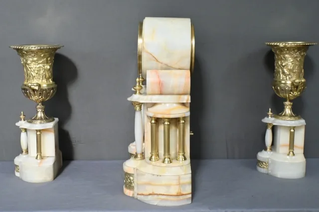 Garniture de Cheminée en Marbre et Bronze, « A L’Espérance », de H. Godchot – Fin XIXe