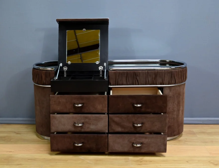 Coiffeuse en Nubuck, design Italien – 1970