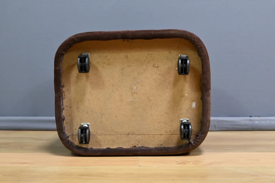 Coiffeuse en Nubuck, design Italien – 1970