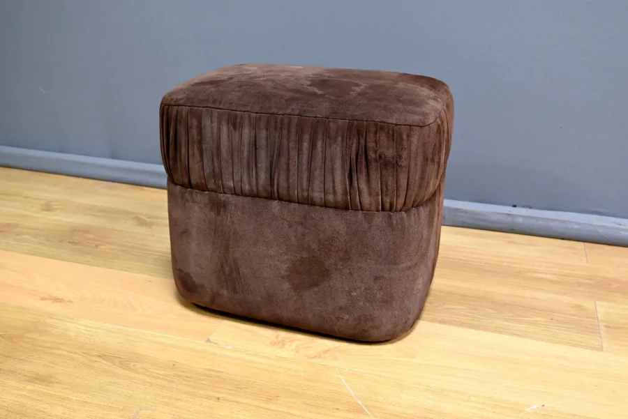 Coiffeuse en Nubuck, design Italien – 1970