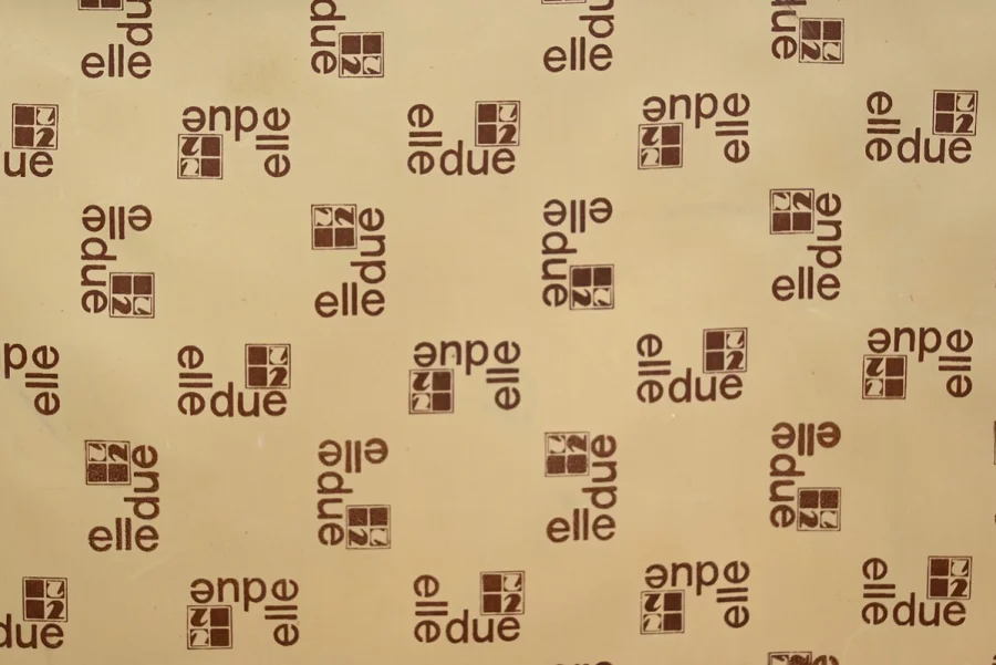 Coiffeuse en Nubuck, design Italien – 1970