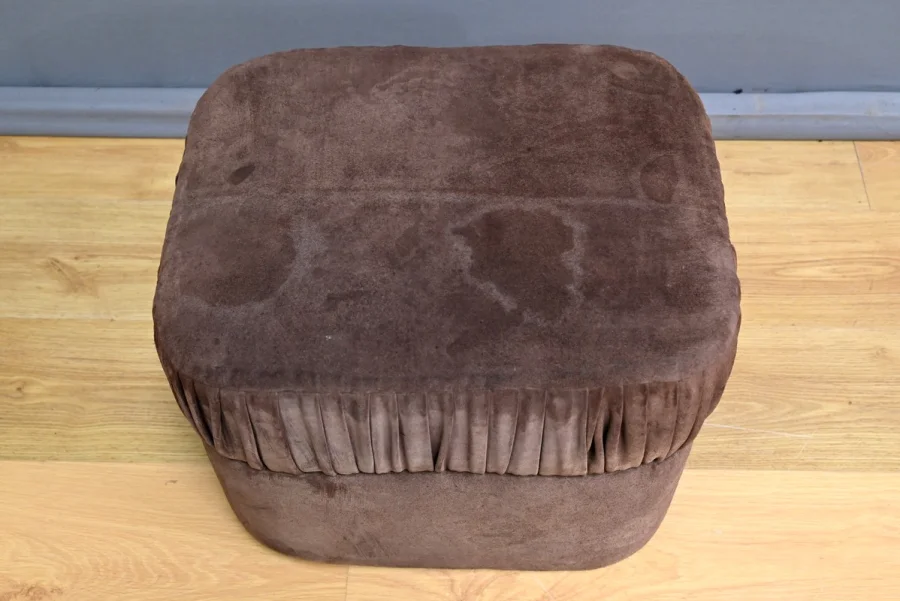 Coiffeuse en Nubuck, design Italien – 1970
