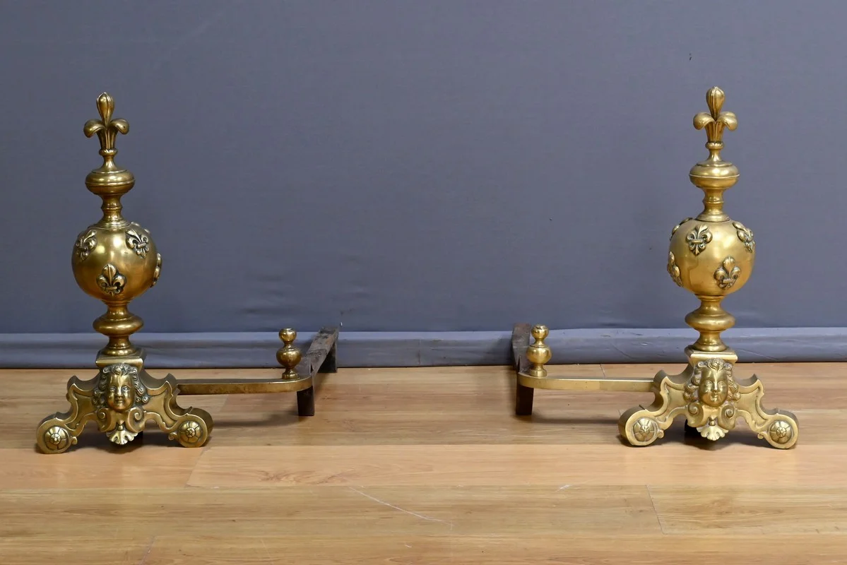 PAR DE PERRITOS DE BRONCE DORADO