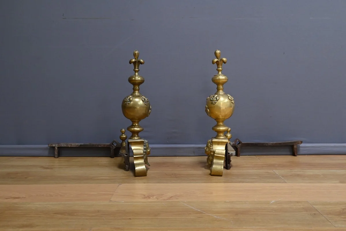 PAR DE PERRITOS DE BRONCE DORADO