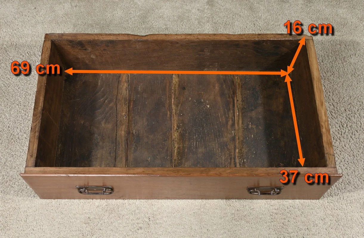 Meuble de Rangement en Noyer – XVIIIe