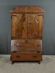 Meuble de Rangement en Noyer – XVIIIe