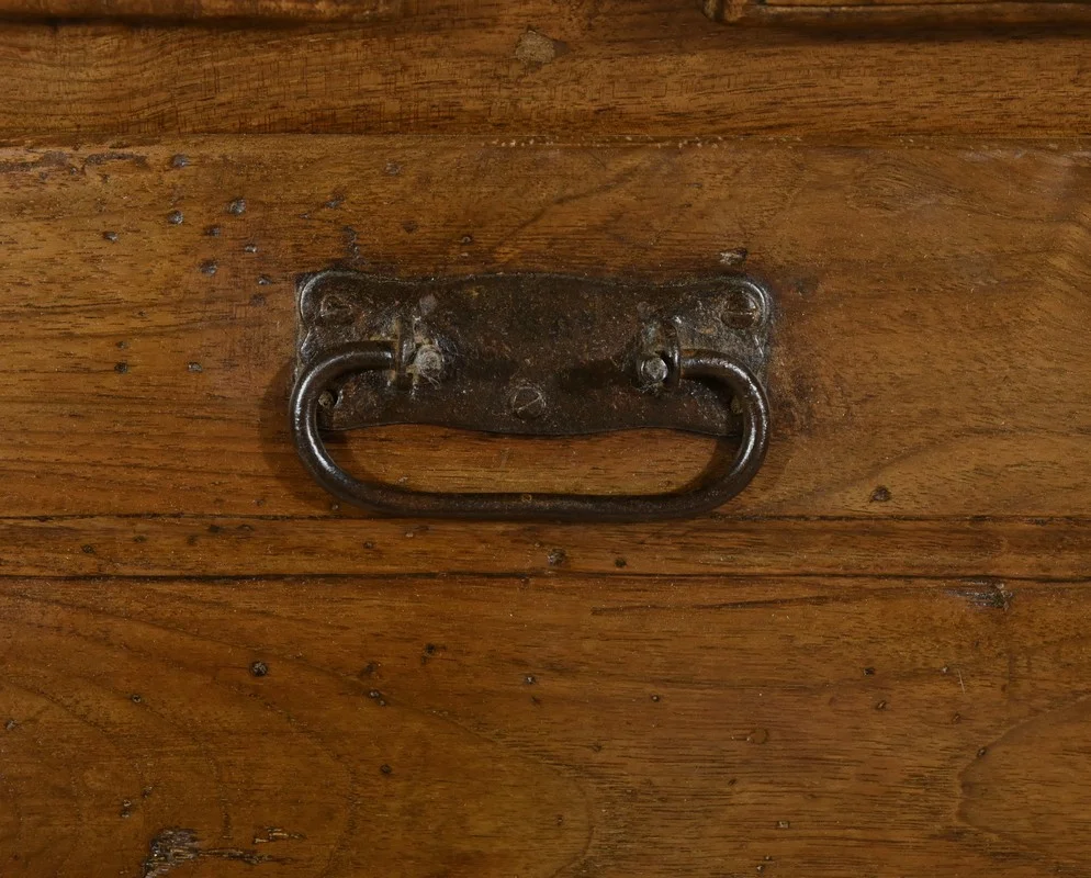 Meuble de Rangement en Noyer – XVIIIe
