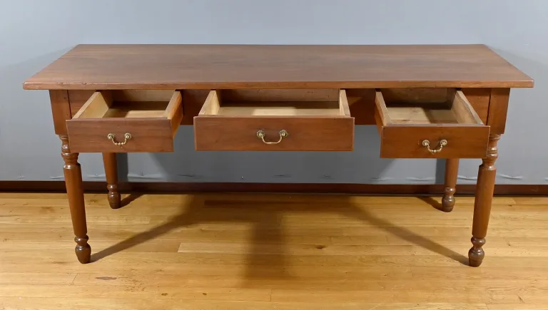 Table Bureau en Acajou massif - 2ème partie XIXe