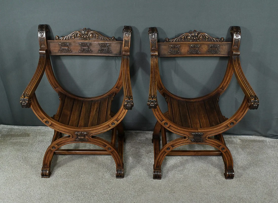 PAR DE ASIENTOS CURULE