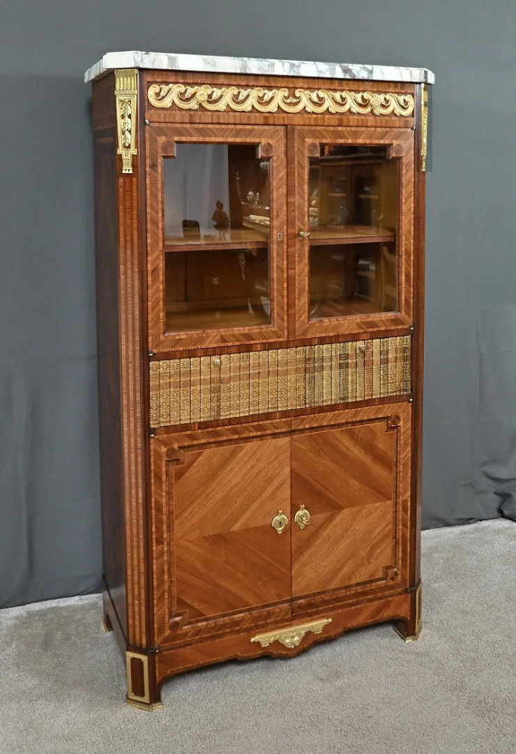 Meuble Vitrine en Marqueterie, style Louis XVI – 2ème partie XIXe