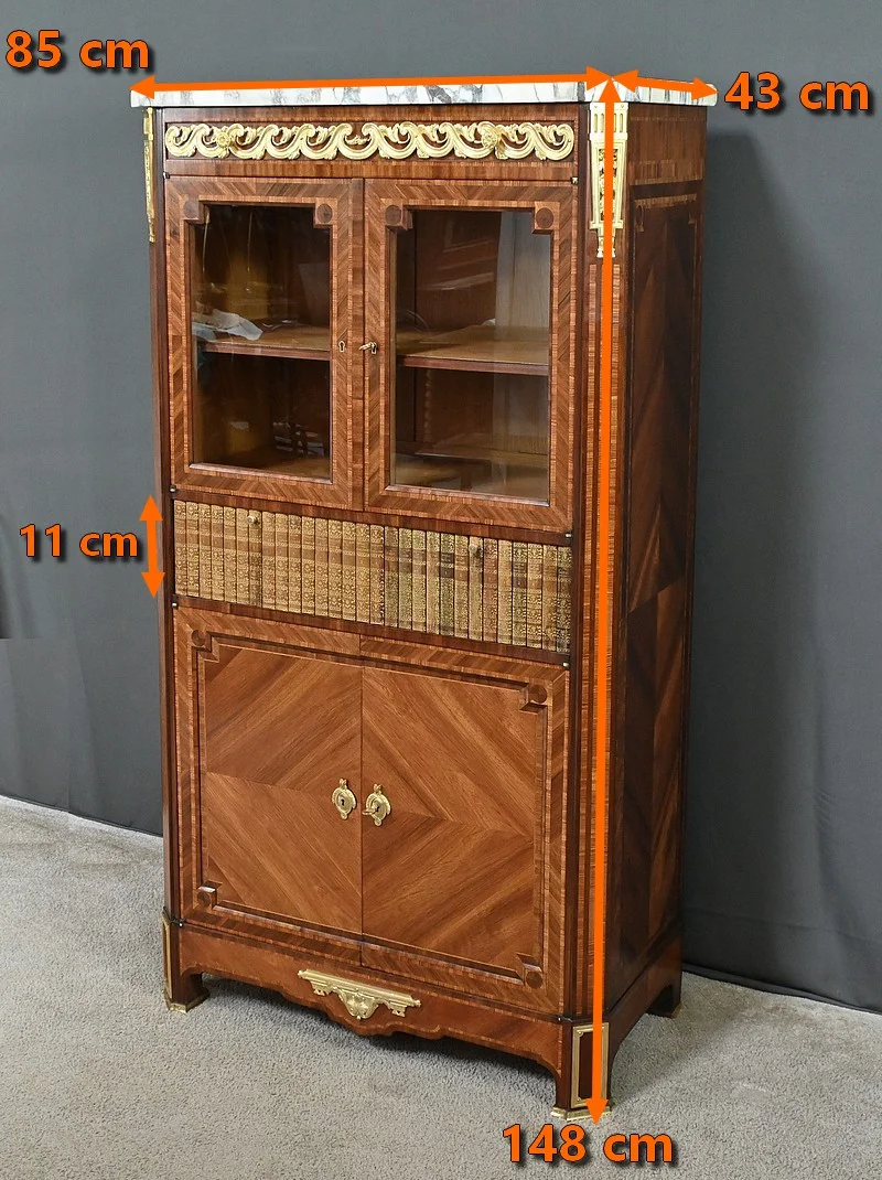 Meuble Vitrine en Marqueterie, style Louis XVI – 2ème partie XIXe