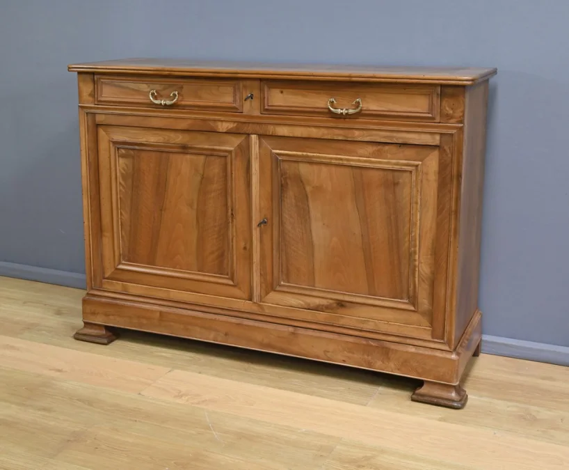 Buffet en Noyer massif, style Louis-Philippe – 1900