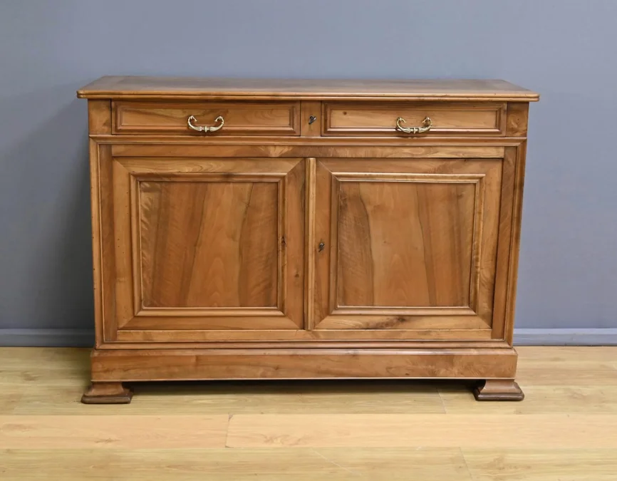 Buffet en Noyer massif, style Louis-Philippe – 1900