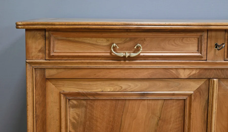 Buffet en Noyer massif, style Louis-Philippe – 1900