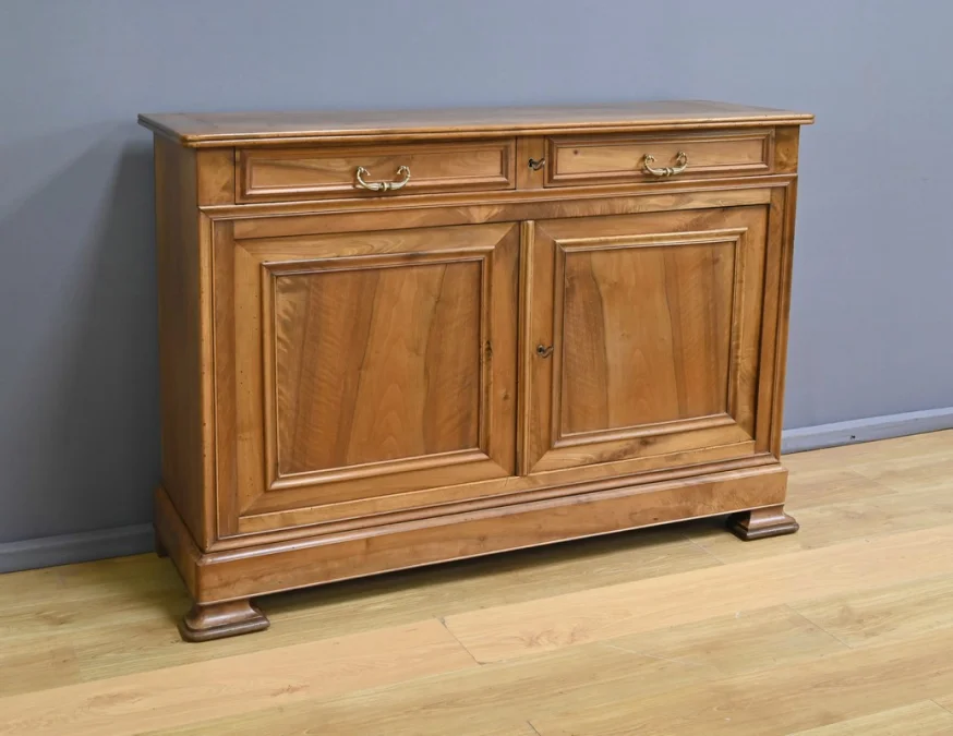 Buffet en Noyer massif, style Louis-Philippe – 1900