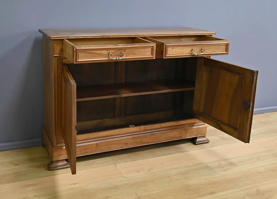 Buffet en Noyer massif, style Louis-Philippe – 1900
