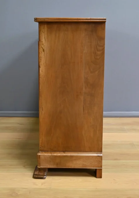 Buffet en Noyer massif, style Louis-Philippe – 1900