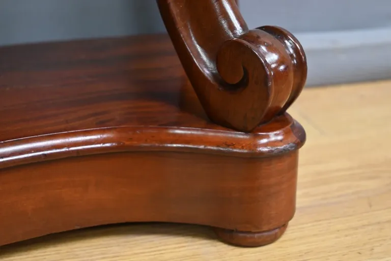 Console en Acajou, époque Napoléon III – 2ème Partie XIXe
