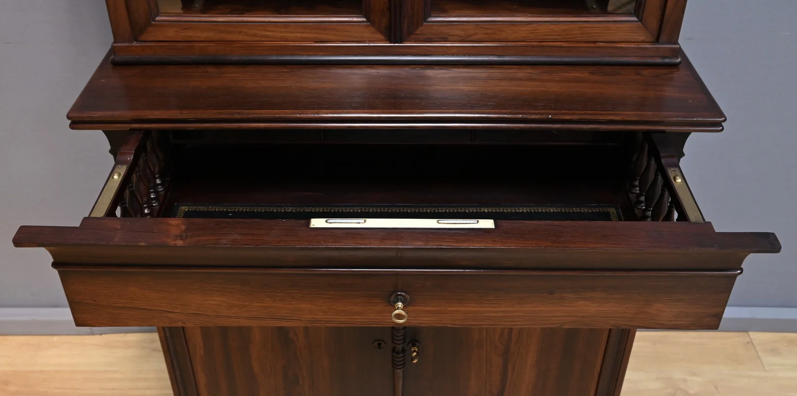 LIBRERIA BUREAU