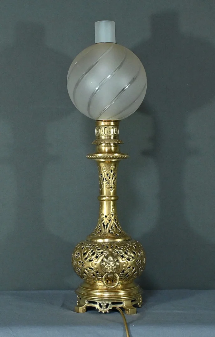 Lampe à Pétrole électrifiée en Laiton – 1920