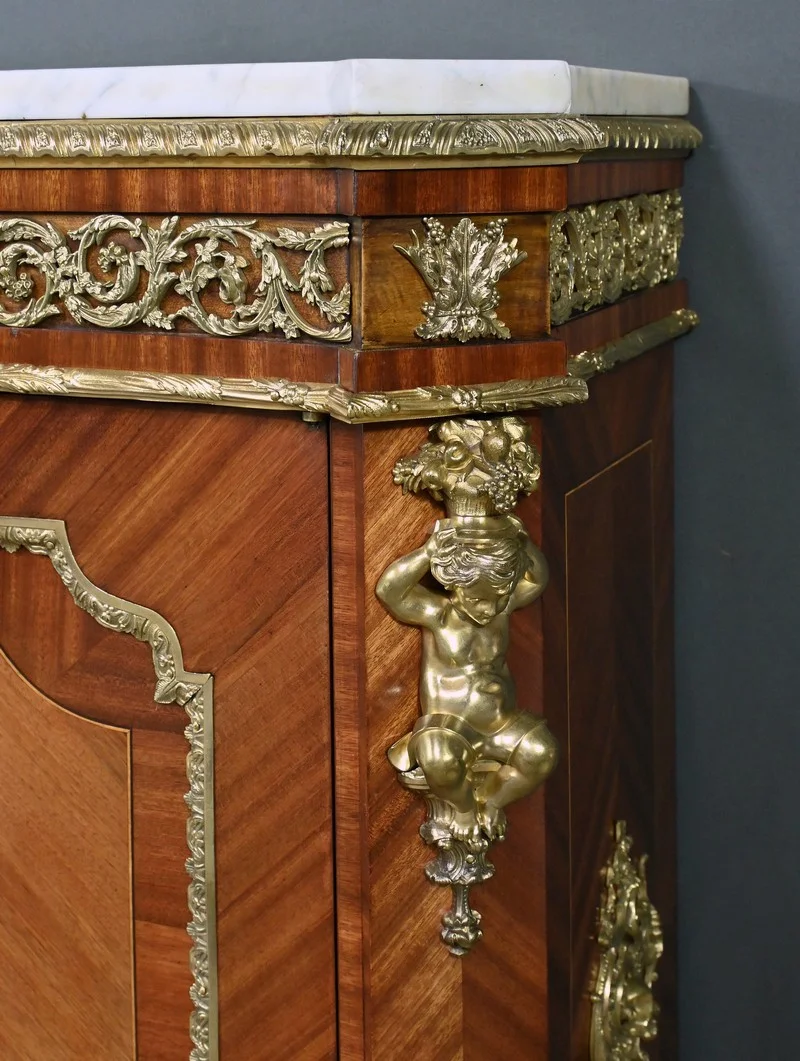 Meuble d’appui en Acajou, époque Napoléon III – 2ème partie XIXe