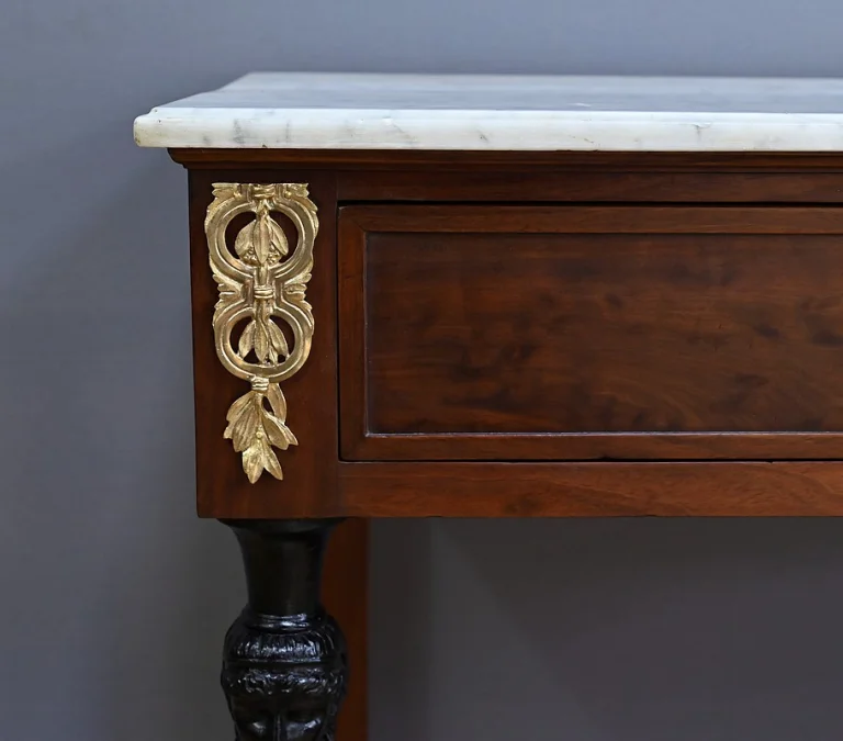 CONSOLETAFEL UIT DE PERIODE VAN HET FRANSE RIJK