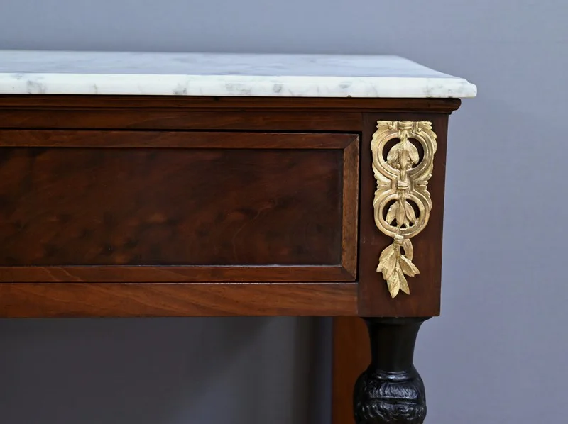 CONSOLETAFEL UIT DE PERIODE VAN HET FRANSE RIJK