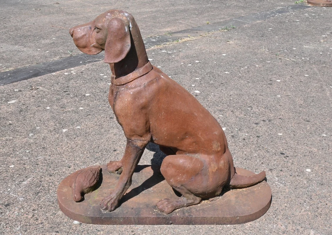 Chien en Fonte – XXe