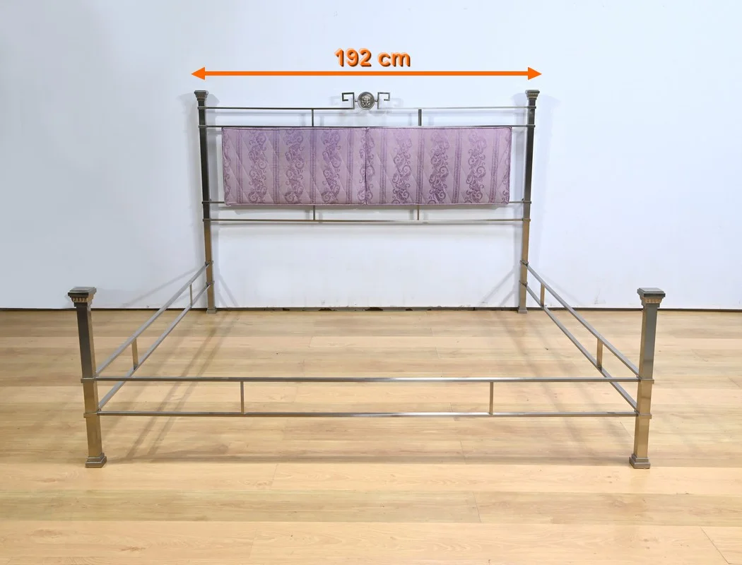 STAINLESS STEEL BED
