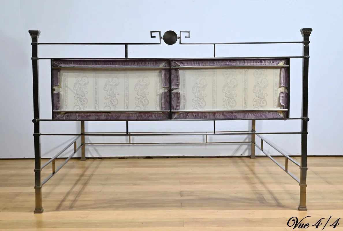 STAINLESS STEEL BED