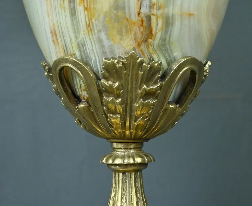 Importante Lampe en Onyx et Bronze, style Louis XVI – XXe
