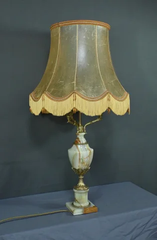 Importante Lampe en Onyx et Bronze, style Louis XVI – XXe