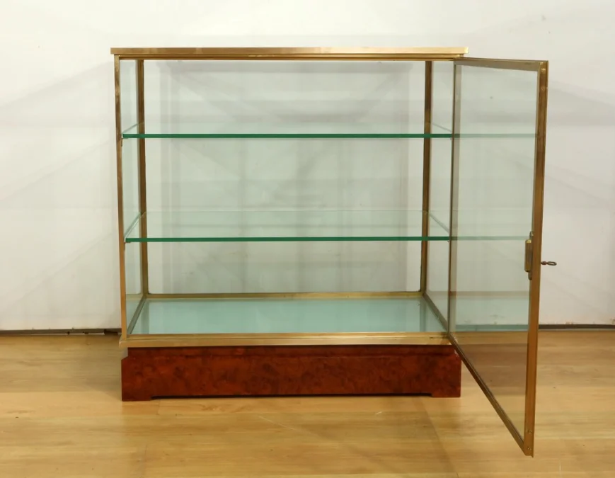 Vitrine de Présentation en Laiton et Orme - 1950