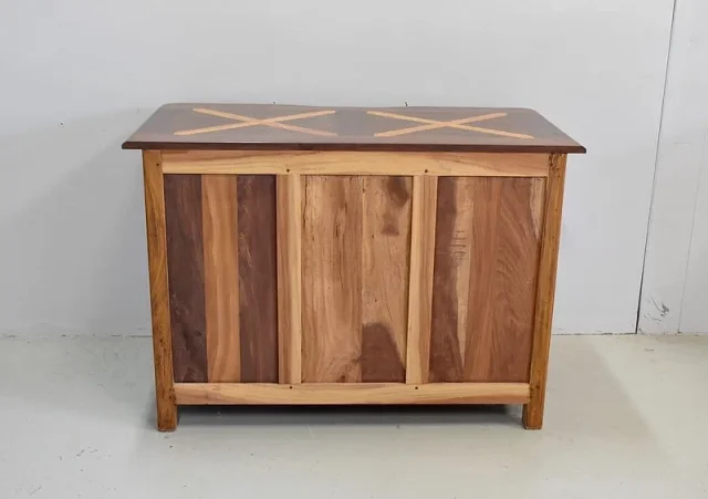 Commode arbalète Louis XIV – Reproduction