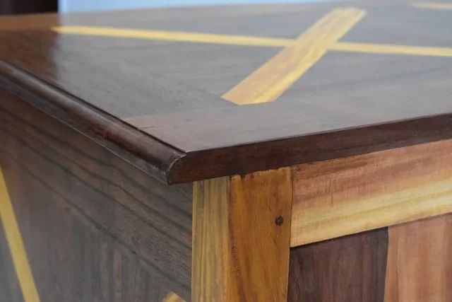 Commode arbalète Louis XIV – Reproduction