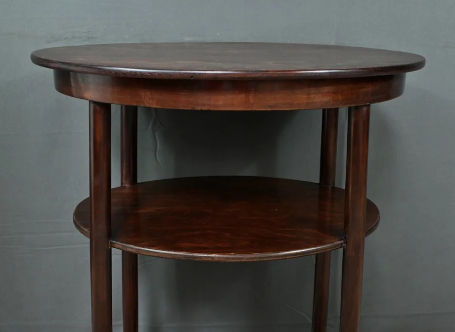 Guéridon en Hêtre, par J. Hoffmann, Maison Thonet, Art Déco – 1930
