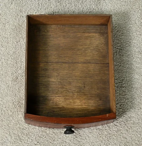 Petit Meuble de Toilette d’Angle en Acajou – Début XXe