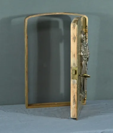 Porte de Tabernacle en Bronze, signé J. Vallet – Fin XIXe