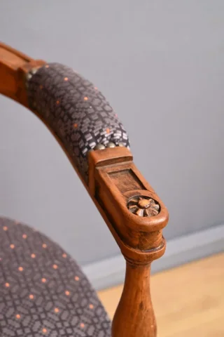 Paire de Fauteuils en Hêtre Teinté – Début XXe