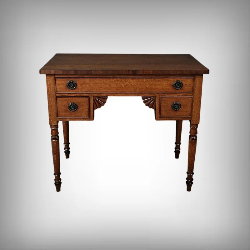 Petit Bureau en Chêne, époque Victorienne, Angleterre – Fin XIXe