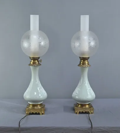 Paire de Lampes à Pétrole électrifiées en Céladon, époque Napoléon III – 2ème partie XIXe