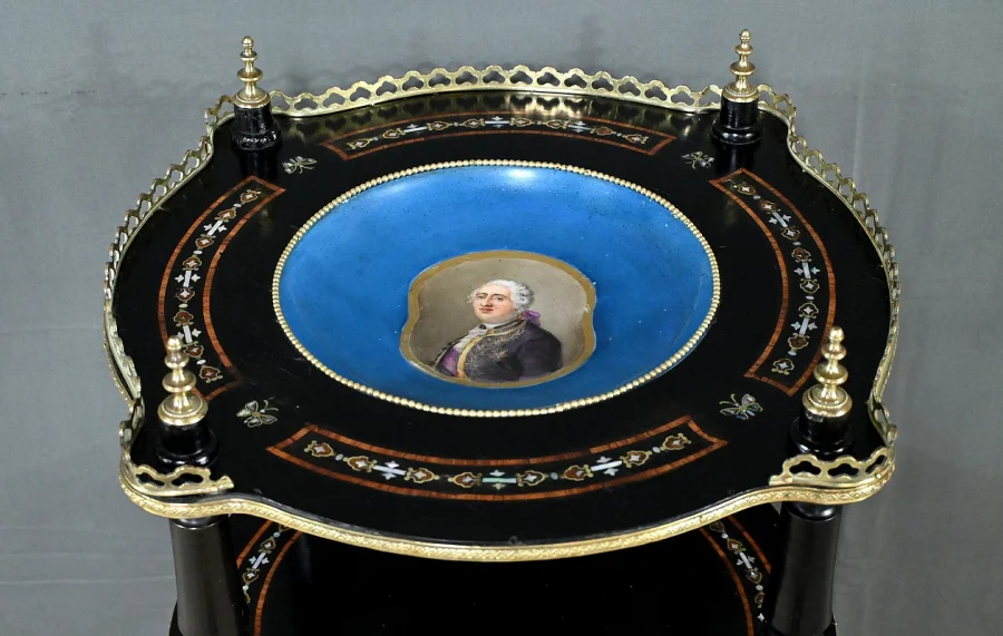NAPOLEON III PERIOD THREE TIER STAND
