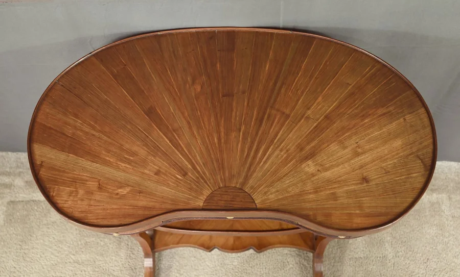 KIDNEY TABLE