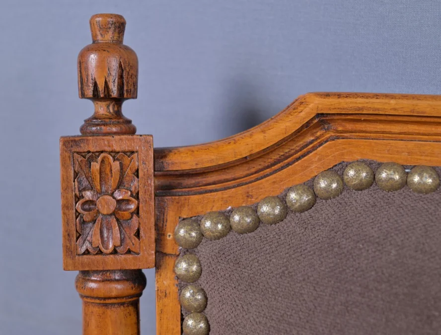 Paire de Fauteuils en Hêtre Teinté, style Louis XVI – 1950