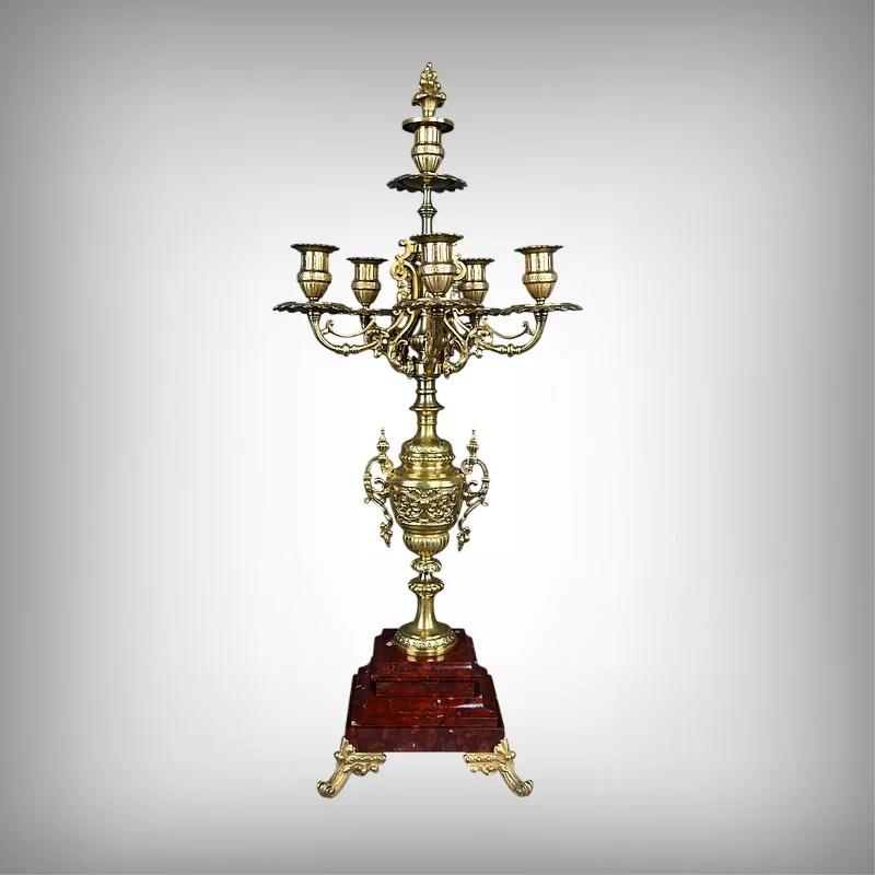 Paire d’importants Candélabres en Bronze, goût Renaissance – 1920