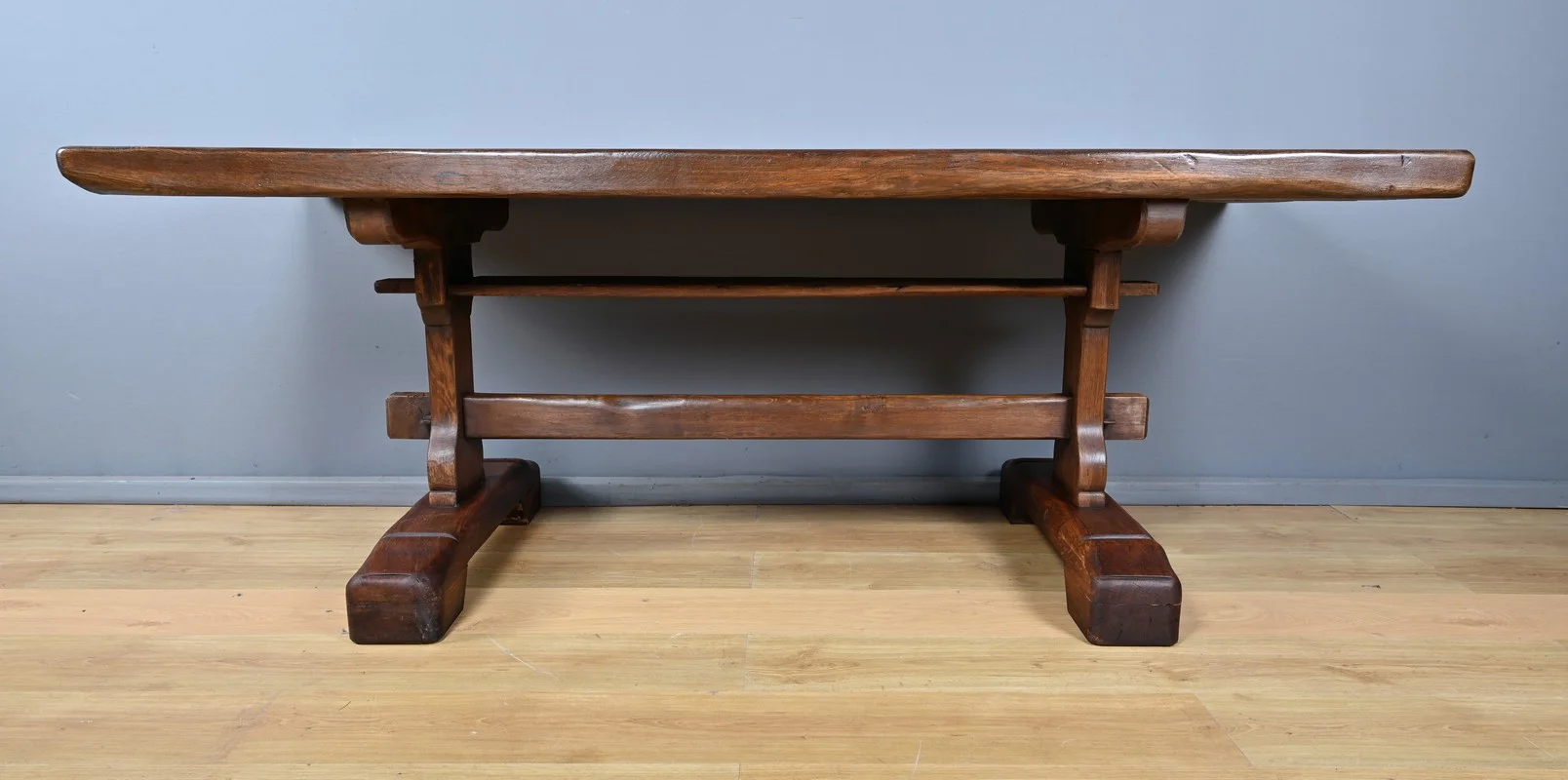 Table de Monastère en Chêne – 1re partie XXe