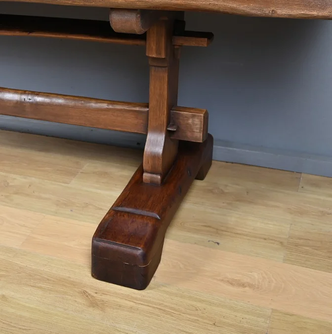 Table de Monastère en Chêne – 1re partie XXe