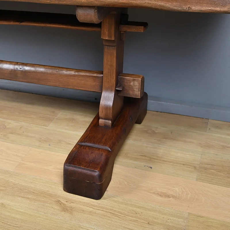 Table de Monastère en Chêne – 1re partie XXe